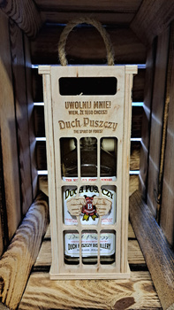 Nosidełko Skrzynka z Butelką 0,7L DuchPuszczy Uwolnij mnie ! na Bimber Whisky 0,7L butelka na alkohol Duch Puszczy Idealna skrzyneczka prezentowa