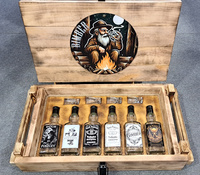 Skrzynka drewniana Leśny Bimbrownik na 6x butelek 0,5L Duch Puszczy HandMade 4x kieliszki z grawerem Zestaw prezentowy na alkohol dla konesera idealny na prezent DuchPuszczy
